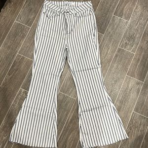 Judy Blue Los Angeles Super Flare Stripe Pant